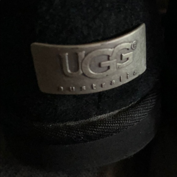 UGG size 7 black boots.  Like new. - Picture 3 of 5